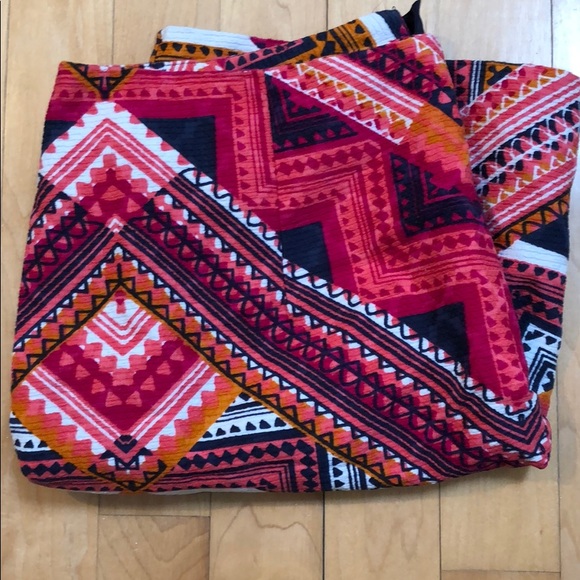 Merona brightly patterned mini. Size 8. - Picture 5 of 8